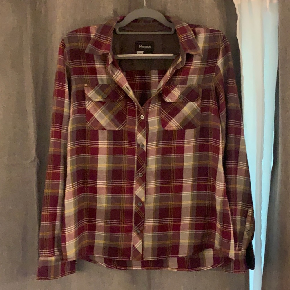 Medium size Marmot flannel; medium weight; dark purple with cream tones.